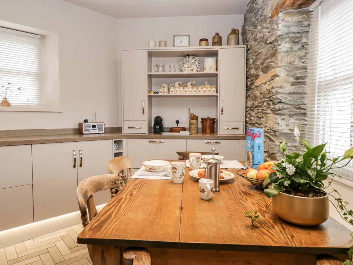 Bridge End Cottage Улверстон Экстерьер фото